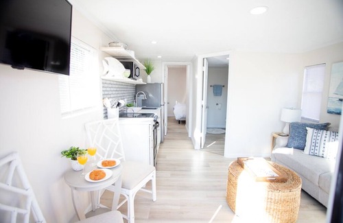 Palm Coast Cabaña | Seagrass Cottage I-steps to Atlantic Ocean & Intracoastal Waterway