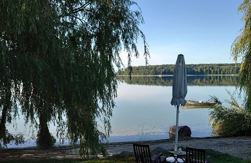 Muritz Casa | Seagull house, beach, bathing jetty, boat mooring on Lake Plau