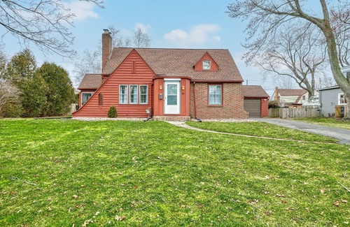 North Greece Casa | Seahorse, Charlotte Beach, Rochester, NY