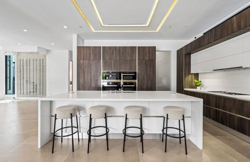 Encino Villa | Seamlessly Integrates Indoor and Outdoor Living