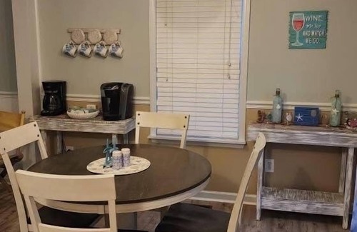 Tranquil Harbour Casa | Seas The Day! Oak Island Retreat