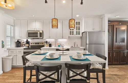 Galveston Condominio | Seascape 1309 2 Bedroom Condo by RedAwning