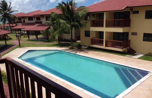 Loteamento Enseada dos Golfinhos Casa | Bungalow junto al mar con piscina privada