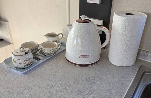 Reighton Casa | Seaside 2-bedroom caravan in Reighton Sand