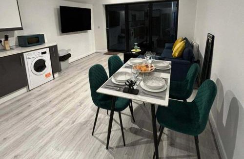 Birkdale Casa | Seaside Cottage Escape in Southport