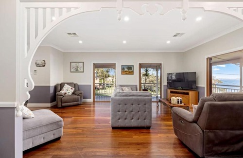 North Arm Cove Casa | Seaside Escape