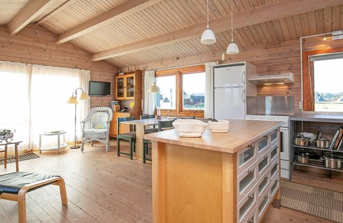 Vrist Strand Casa | Diversion y relajacion en la playa -- By Traum