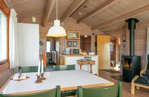 Vrist Strand Casa | Diversion y relajacion en la playa -- By Traum
