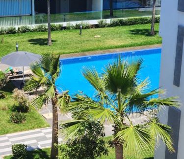 Tamariss Apartamento | Seaside, Infinity Pools, Gym, Games, Wifi