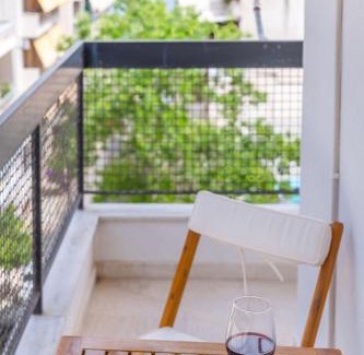 Piraeus Apartamento | Seaside Luxury - 3 Min to Freatida Beach