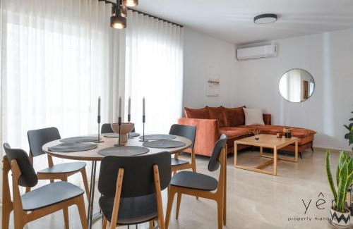 Piraeus Apartamento | Seaside Luxury - 3 Min to Freatida Beach