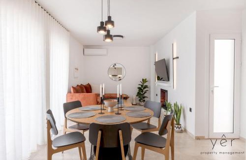 Piraeus Apartamento | Seaside Luxury - 3 Min to Freatida Beach