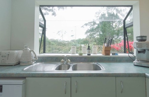Beach Haven Casa | Seaside Oasis Haven (by Furnished Rentals)