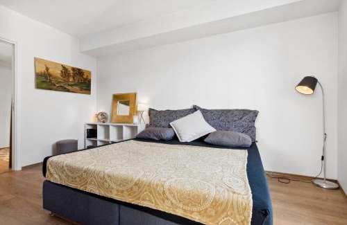 Bodo Apartamento | Seaside Promenade Strolls from a 2BR Downtown Home