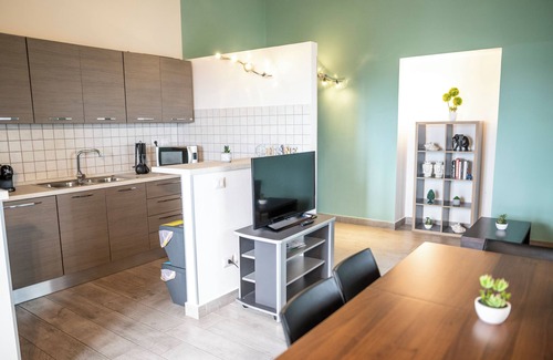 Patti Apartamento | Seaside Residence with Aeolian Islands View – Pool, Gym & WiFi – Apt LIPARI