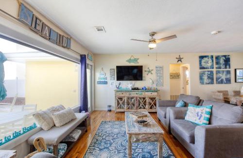 Ormond Beach Casa | Seaside Serenity-Pool Fire pit Beachfront Massive Ocean Deck