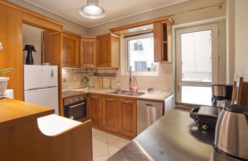 Peiraiki Apartamento | Seaside Spacious 2 BR, 2BA, Sea view Apt
