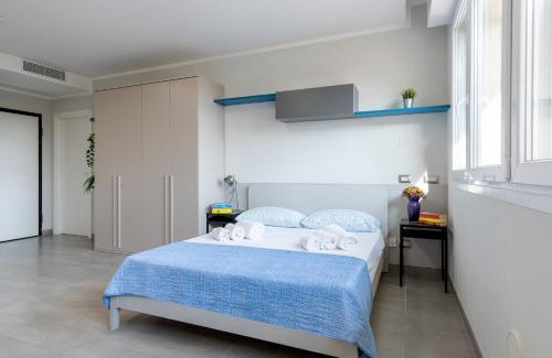 Calambrone Apartamento | Seaside Studio with Swimming Pool and Parking