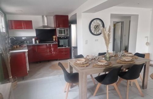 Serignan Apartamento | Seaside villa