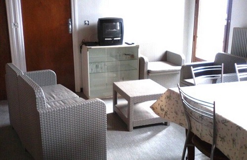 La Llagonne Casa | SEASONAL RENTAL VACATION HOME MOUNTAIN PYRENEES LA LLAGONNE (66)