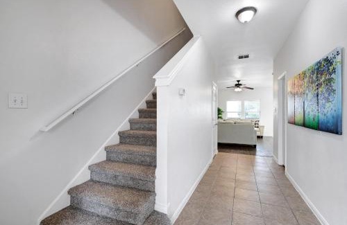 Medical Center District Casa | Seasons - A Birdy Vacation Rental