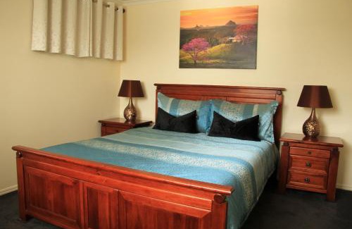 Maleny Cama Y Desayuno | "Seasons of Maleny B&B"
