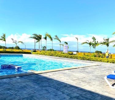 Florence Hall Village Villa | Seaview Villa at Stonebrook Manor