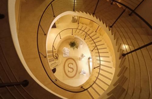 Fiumicino Hotel | Seccy Hotel Boutique Art & Museum