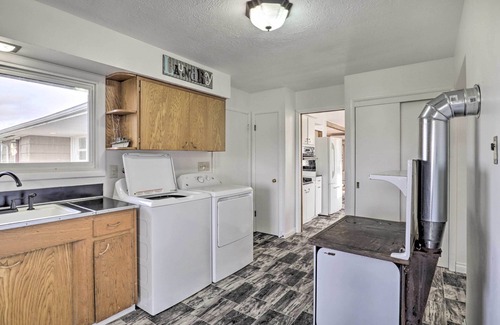 Albany Cabaña | Secluded Albany Escape, Pet Friendly w/ Fee