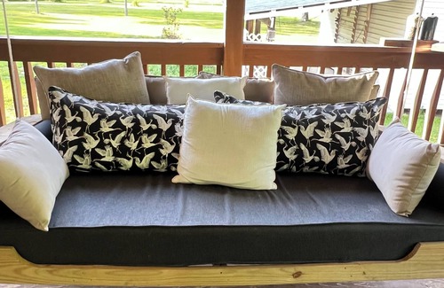 Burgaw Cabina | Secluded cabin on 30+acres w/trails, 4hole golf, river access, pond,dog friendly