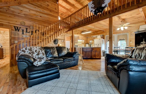 Heidelberg Cabina | Secluded Cabin on 70 acres private land, ping pong table, Red River Gorge, KY