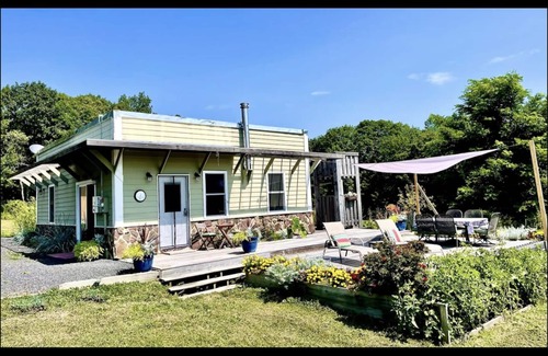 Freehold Cabina | Secluded Catskills cabin on a private road.