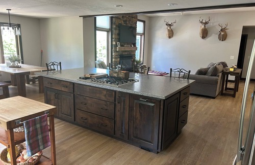 Woodville Casa | Privacy and Paradise in Woodville W, Accommodating families, pets & large groups