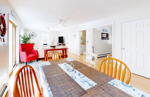 Boothbay Casa | Secluded, dog-friendly home with deck, grill, & high-speed WiFi - quiet location
