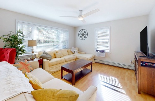 Boothbay Casa | Secluded, dog-friendly home with deck, grill, & high-speed WiFi - quiet location