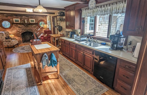 East Dennis Casa | Secluded Family/Pet Friendly Home in E. Dennis, Near Beaches