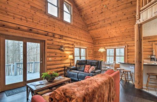 Michaywe Casa | Secluded Gaylord Cabin with Deck, Fire Pit and Grill!