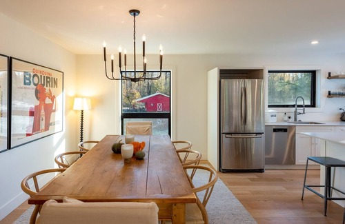 Sea to Sky Highway Casa | Secluded house in Pemberton | Mount Currie Views | Sauna