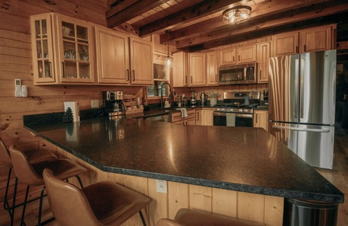 Schenevus Cabina | Secluded Lodge on 56 Acres | Firepit Creek