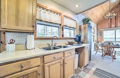 Hawks Cabaña | Secluded Lost Lake Cottage w/ Spacious Loft!