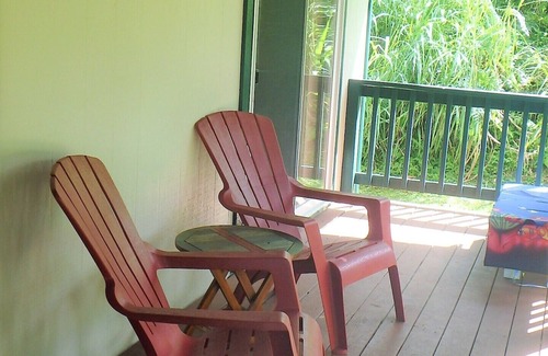 Kapoho Casa | Casa tranquila aislada cerca de Pahoa. 1/2 vía entre Hilo y el Parque Nacional Volcán