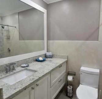 Saint Andrew Apartamento | Secluded Ravinia Gem in Kingston 6