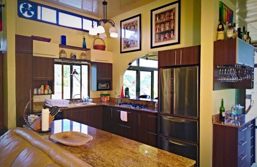 Boquete Casa | Secluded Riverfront Home - Boquete area with Pool
