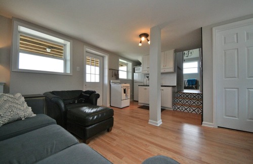 Decherd Cabina | Cedar Mountain View - 3 millas a Sewanee - 180 grados vistas a la montaña - Bañera de hidromasaje