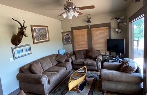 Hardy Casa | Secluded WATER FRONT