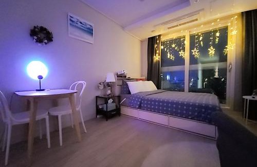Hanam Apartamento | Secret - 고층호수공원뷰,나만의영화관,미사역2분,120인치스크린,넷플,디즈니플러스,장기숙박추천