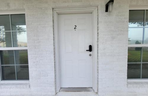Iowa Apartamento | Secret Cajun Retreat Peaceful Corner Stay - HAR 2
