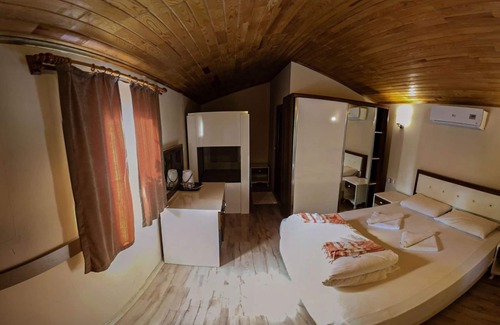 Cirali Casa | Secret Garden Bungalows Hotel