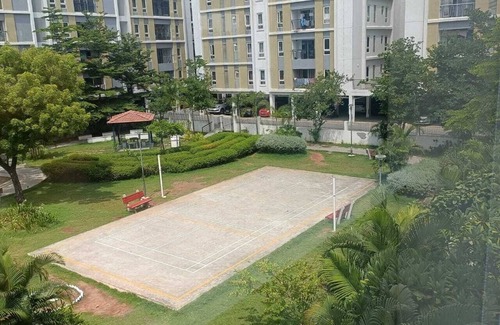 Pallavaram Apartamento | secured gated community 2-bedroom apartment with AC, fitness room, swimming pool