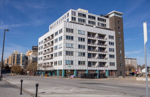 Downtown Omaha Condominio | Sedona Sunrise Condo, Located In Midtown Omaha! 5 Mins to Blackstone & Downtown
